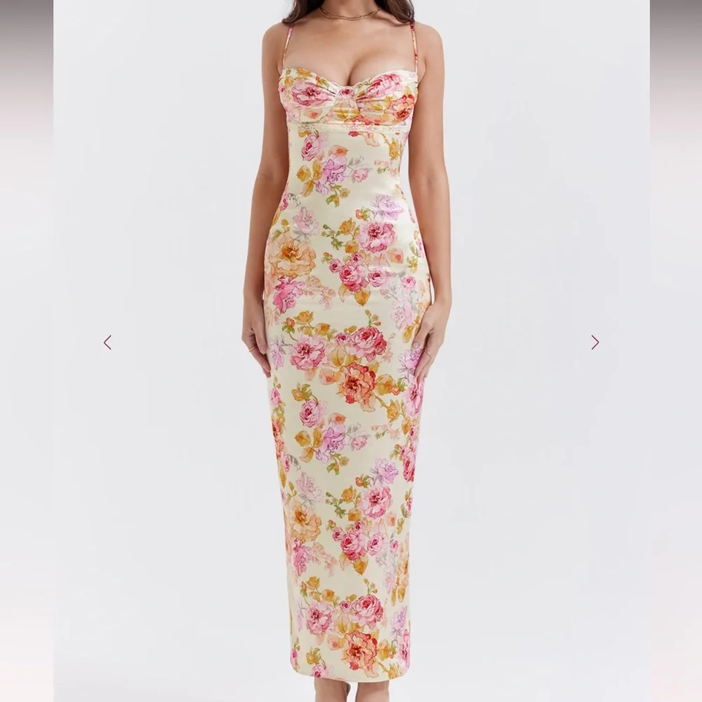 HOUSE OF CB Josefina dress - Picture 2 of 5